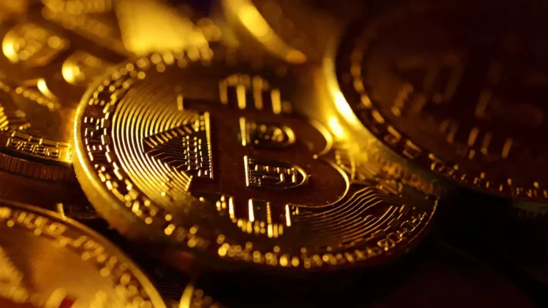 Crypto Volatility Rises as Trump’s Rally Fades: Bitcoin Drops Below $95,000
