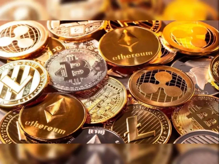Bitcoin Dips to $101K, Altcoins Suffer After Fed’s Hawkish Stance